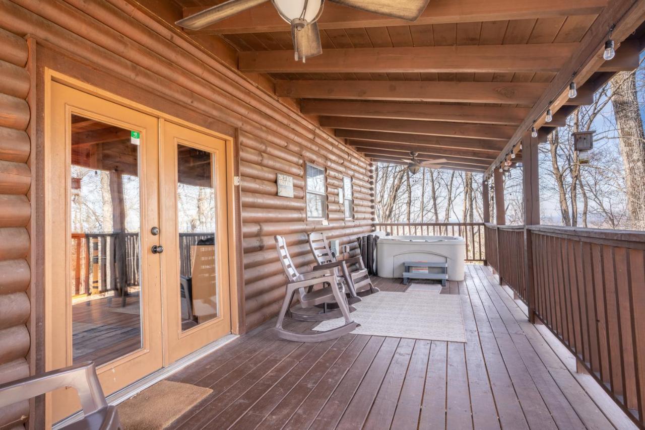 Comfort Cabin Bearway To Heaven W Private Hot Tub Pigeon Forge Exterior foto