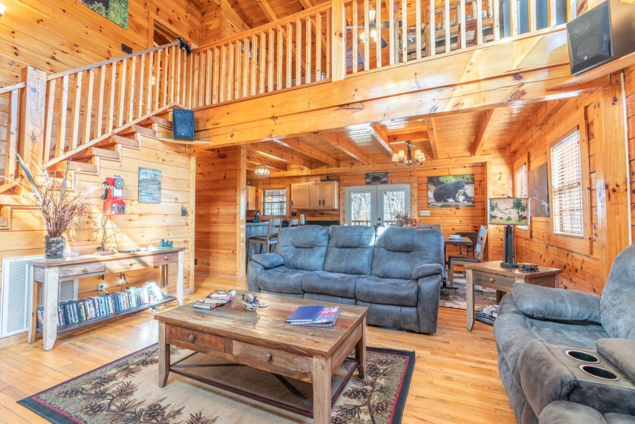 Comfort Cabin Bearway To Heaven W Private Hot Tub Pigeon Forge Exterior foto