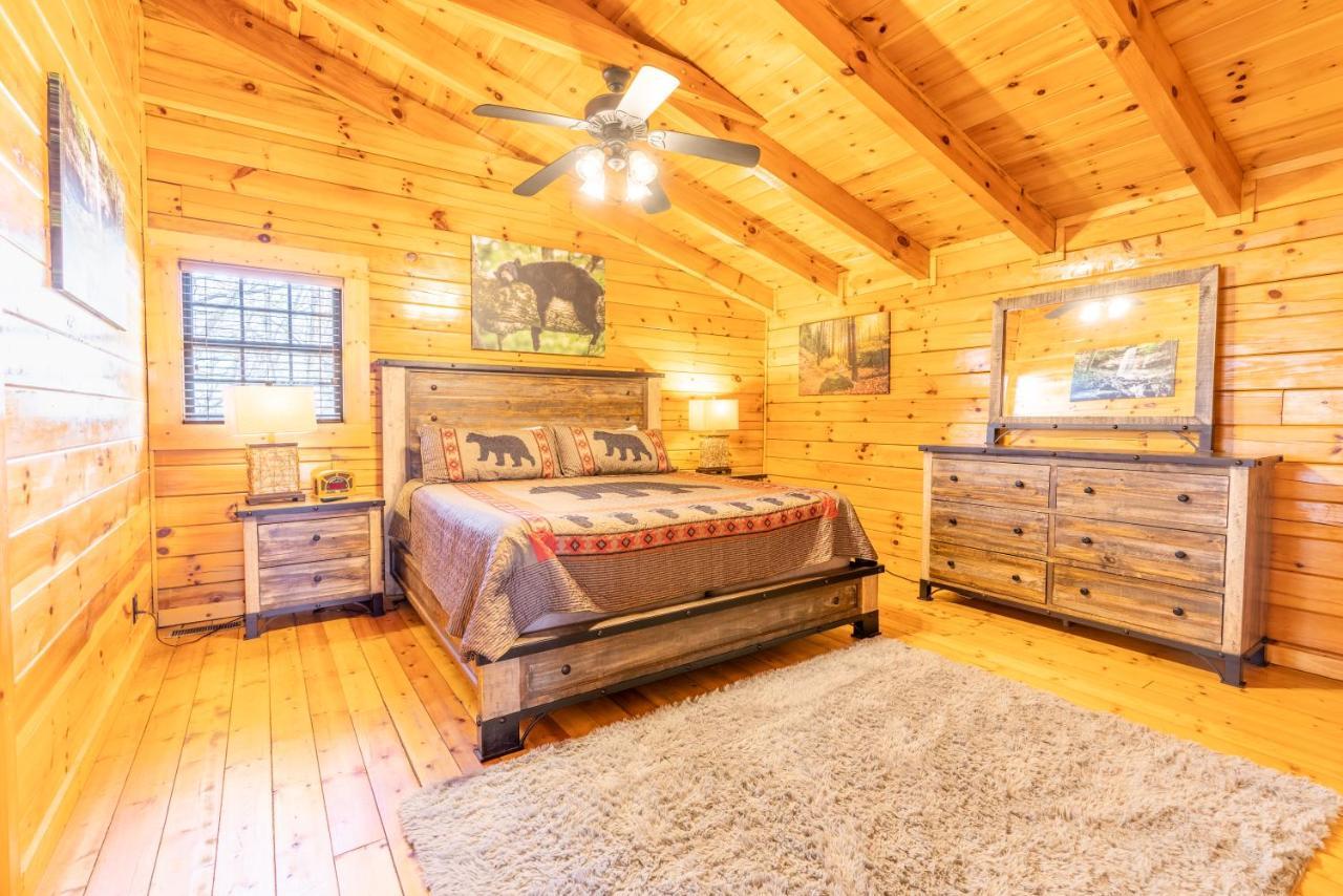 Comfort Cabin Bearway To Heaven W Private Hot Tub Pigeon Forge Exterior foto