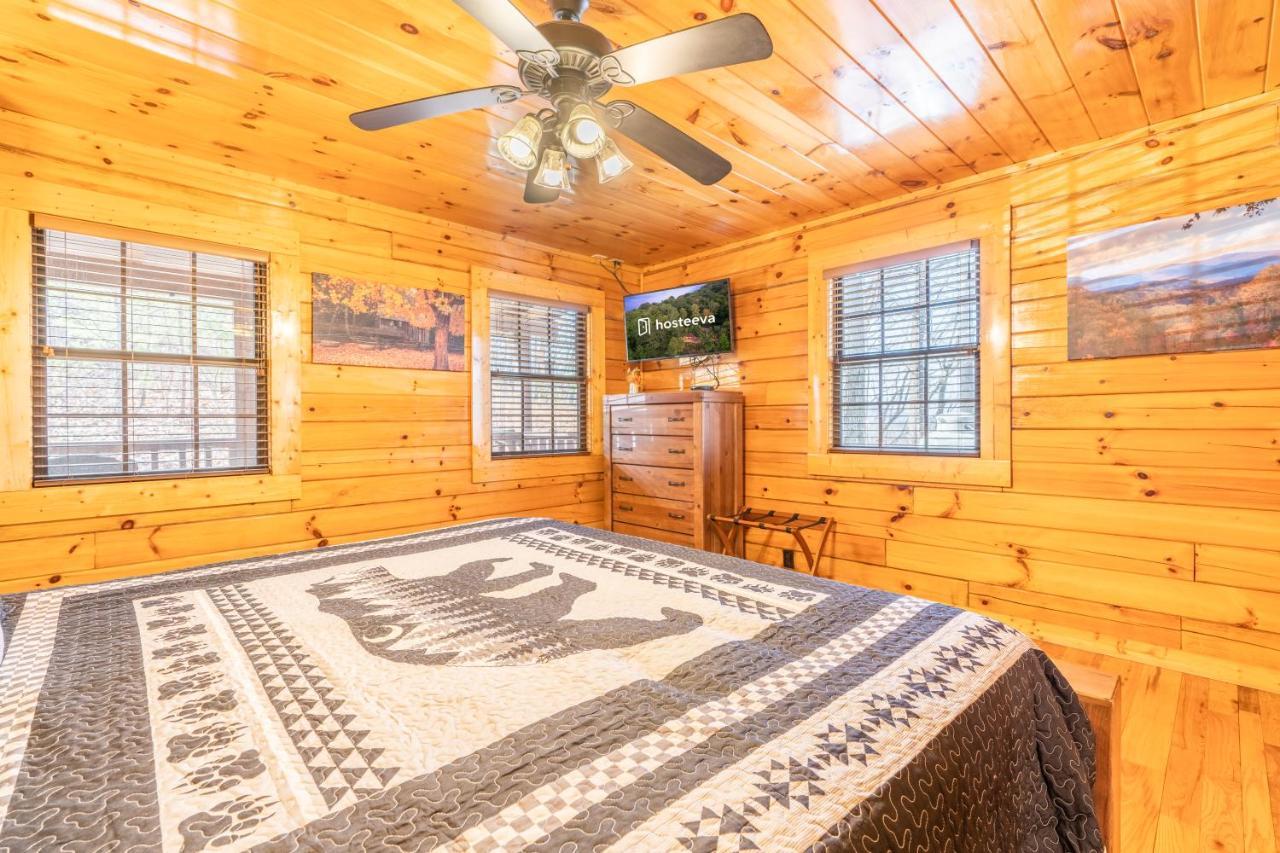 Comfort Cabin Bearway To Heaven W Private Hot Tub Pigeon Forge Exterior foto