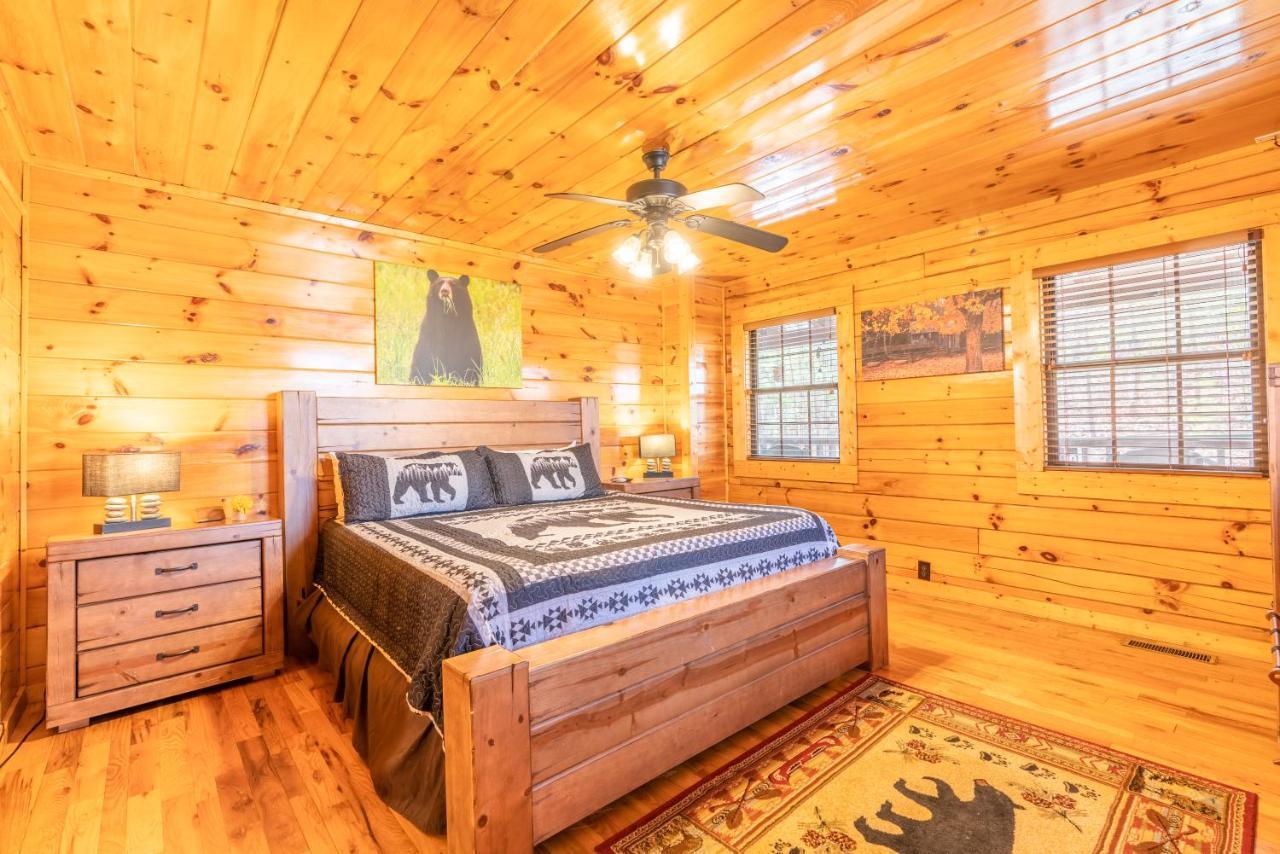 Comfort Cabin Bearway To Heaven W Private Hot Tub Pigeon Forge Exterior foto